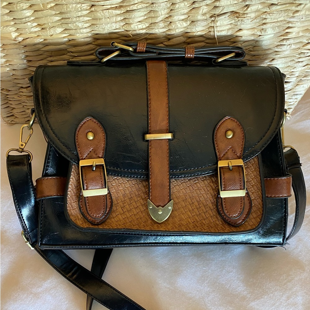 ModCloth Black and Brown Faux Leather Purse